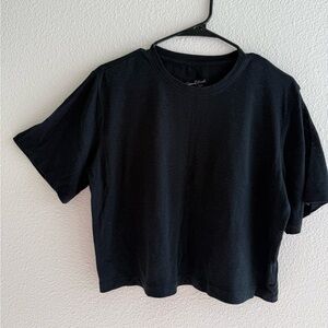 Universal Thread Black Short Sleeve Tee